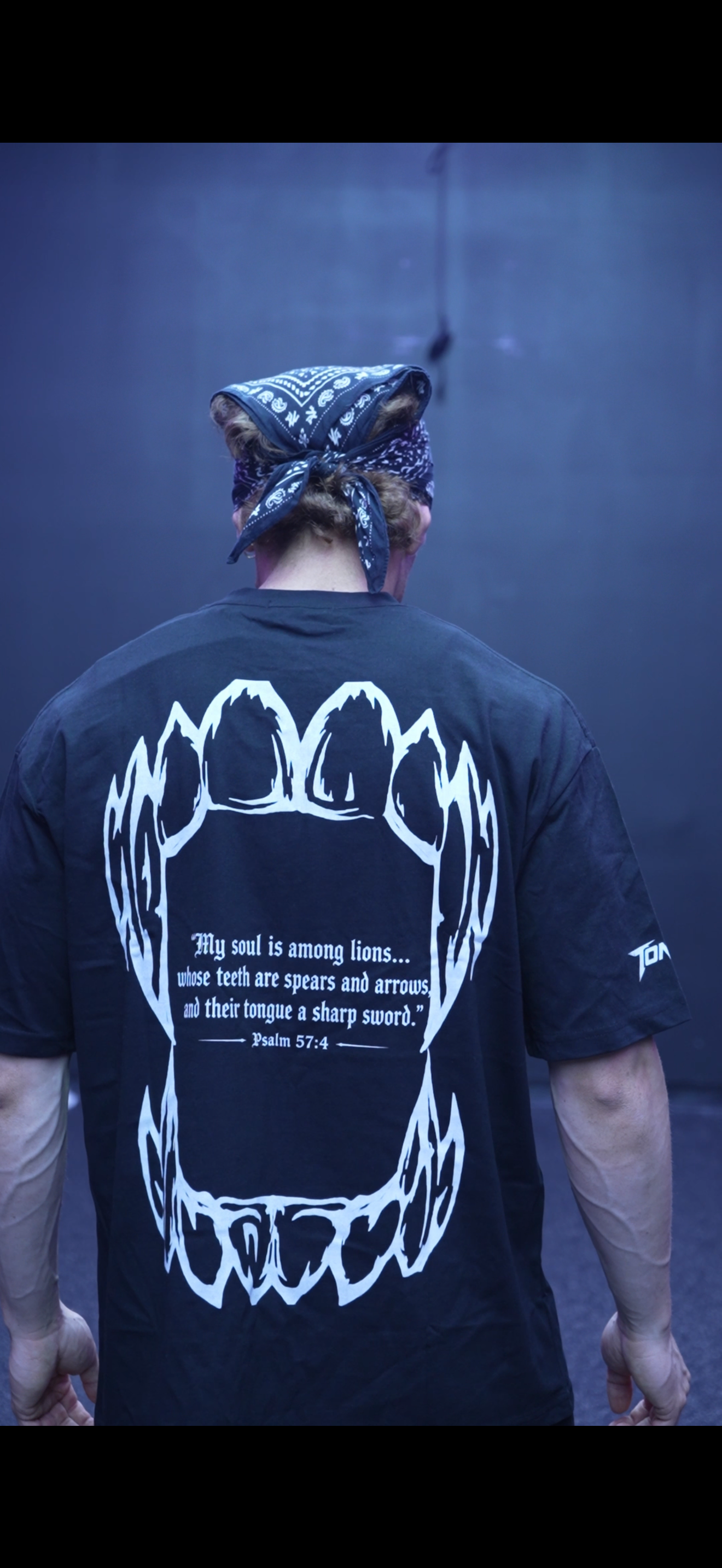 FANGS T SHIRT